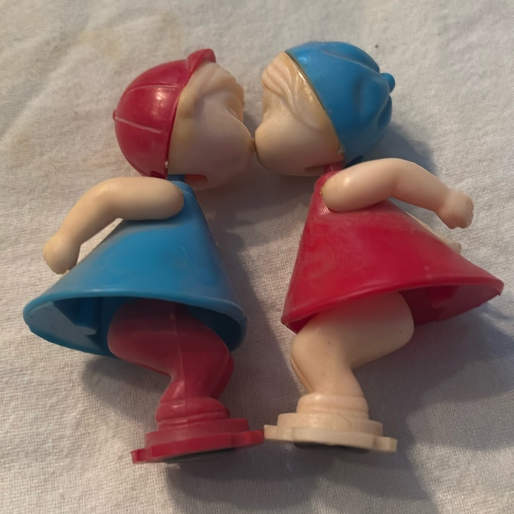 Vintage Kissing Boy and Girl